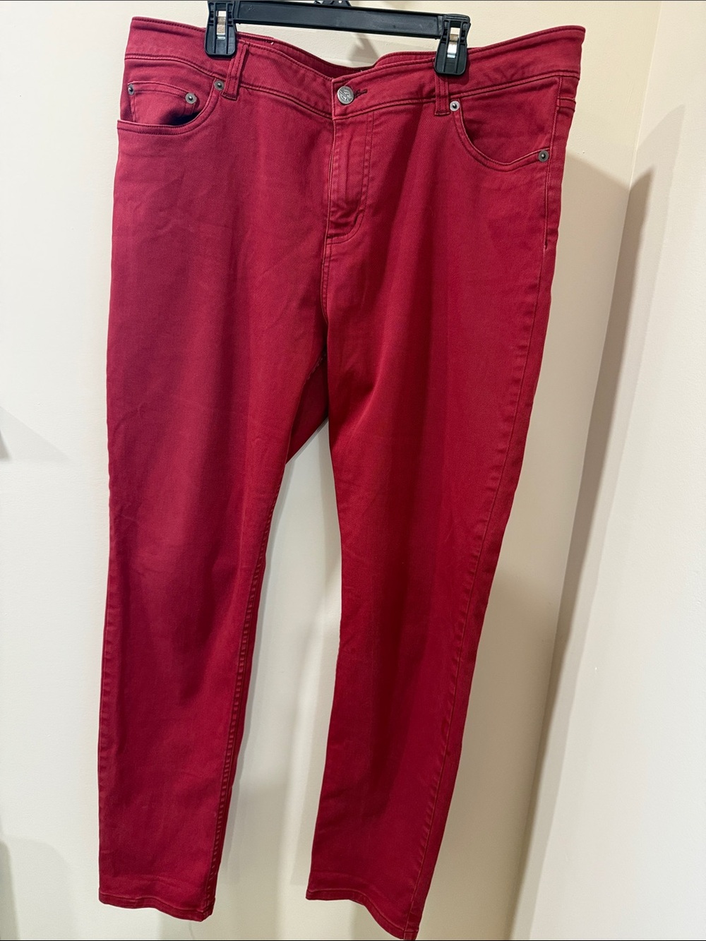 Woolrich Women's Slim Jeans, red/burgundy (berry color)